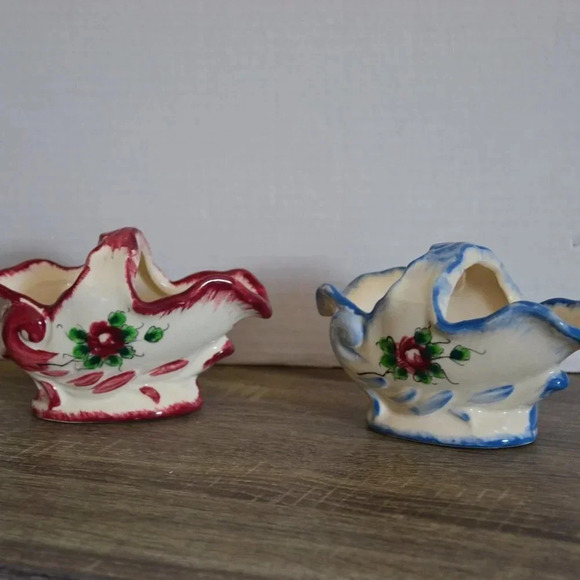 Vtg Hand  painted porcelain baskets - Picture 1 of 5